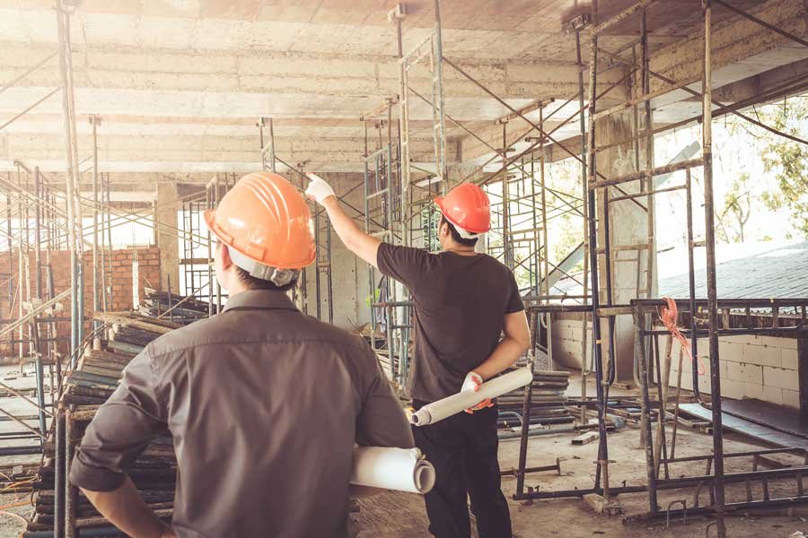 dos-ingeniero-sitio-construccion-hombre-negocios