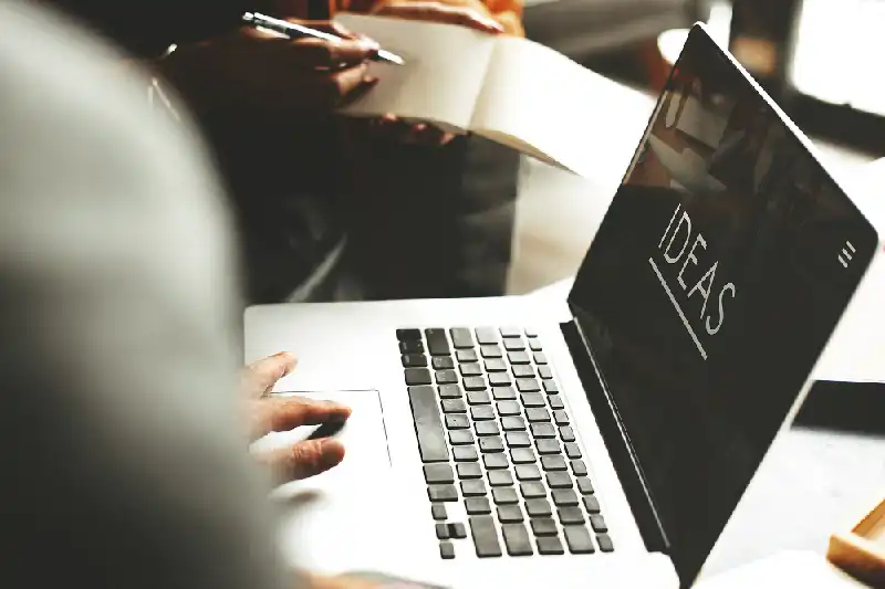 Tipografía Expresiva y Personalizada en diseño web